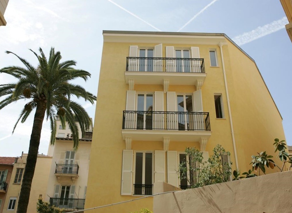 38 rue Grimaldi, bel appartement de 3 pièces (au calme) - Apartments for rent in Monaco