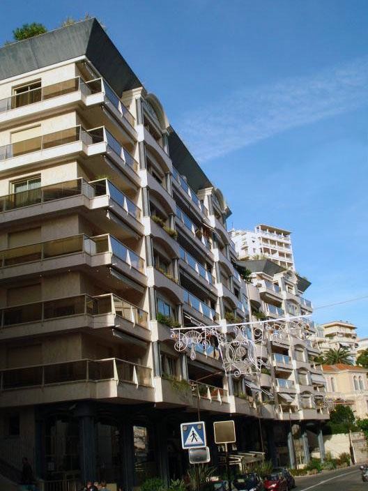 STUDIO ROCAZUR - Apartments for rent in Monaco