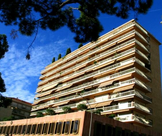 SHANGRI-LA - Parking - Apartments for rent in Monaco