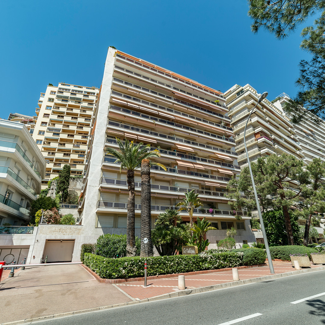 VALLESPIR - Closed Parking Space - Apartments for rent in Monaco