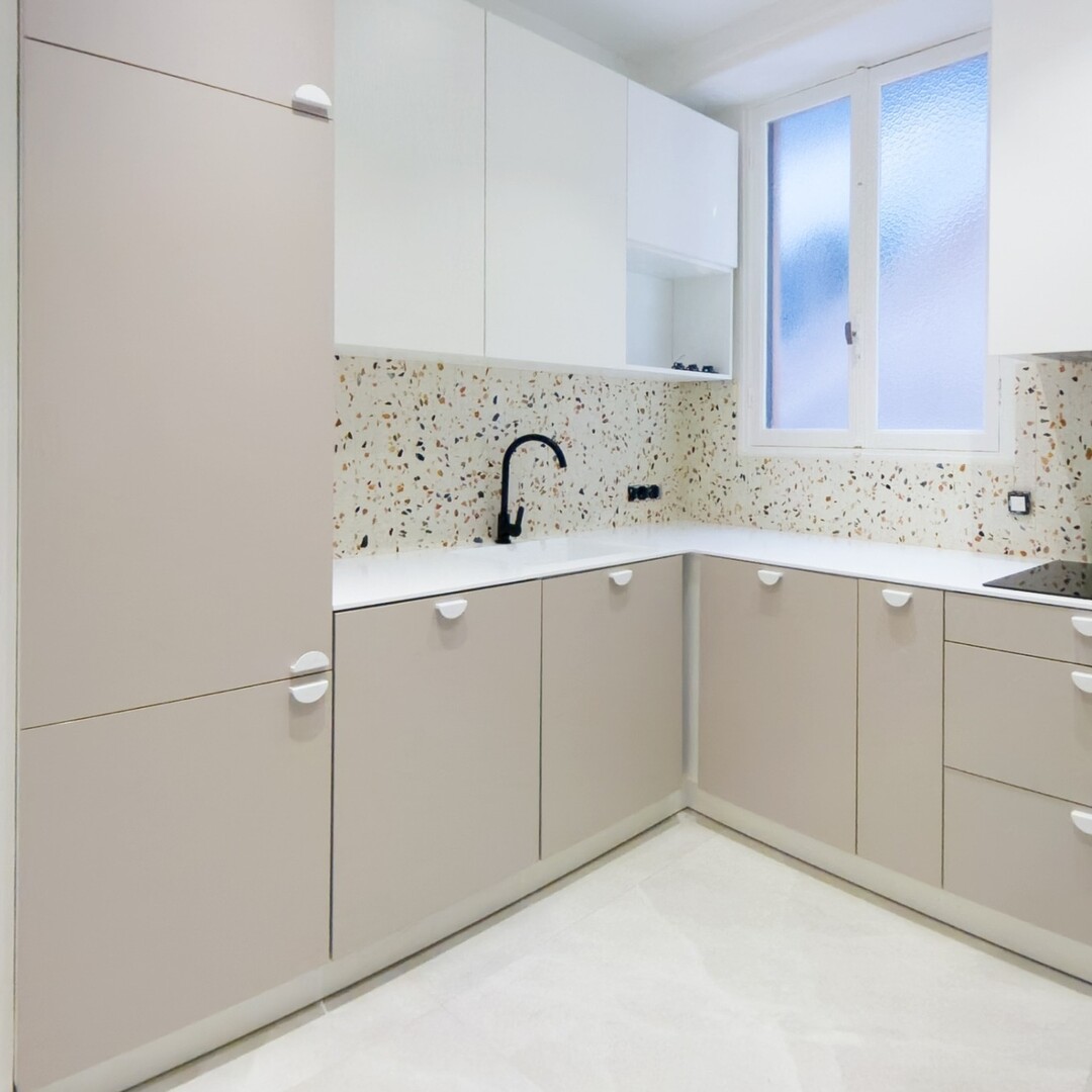 3 room apartment completely renovated - Neat interior with sea view - Apartments for rent in Monaco