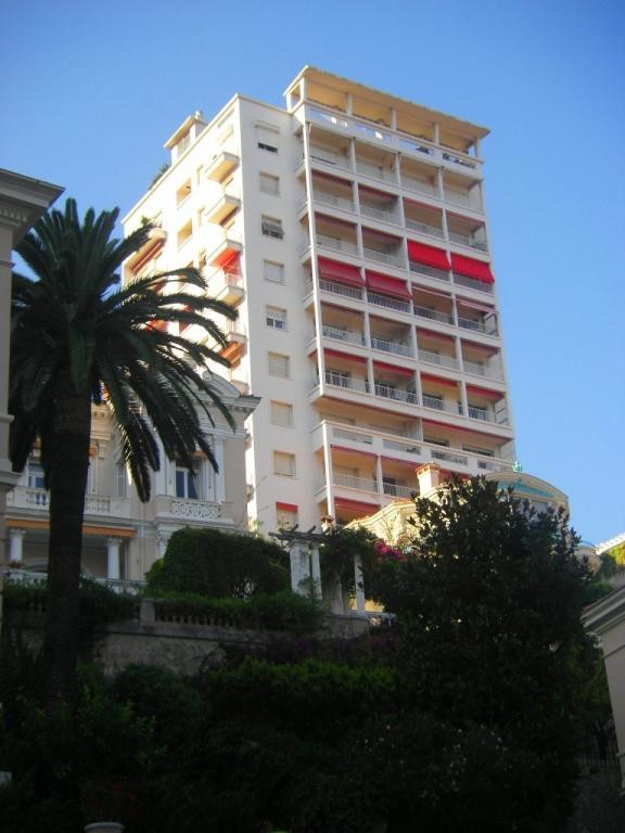 Les Dauphins Boulevard du Ténao Apartments for rent in Monaco