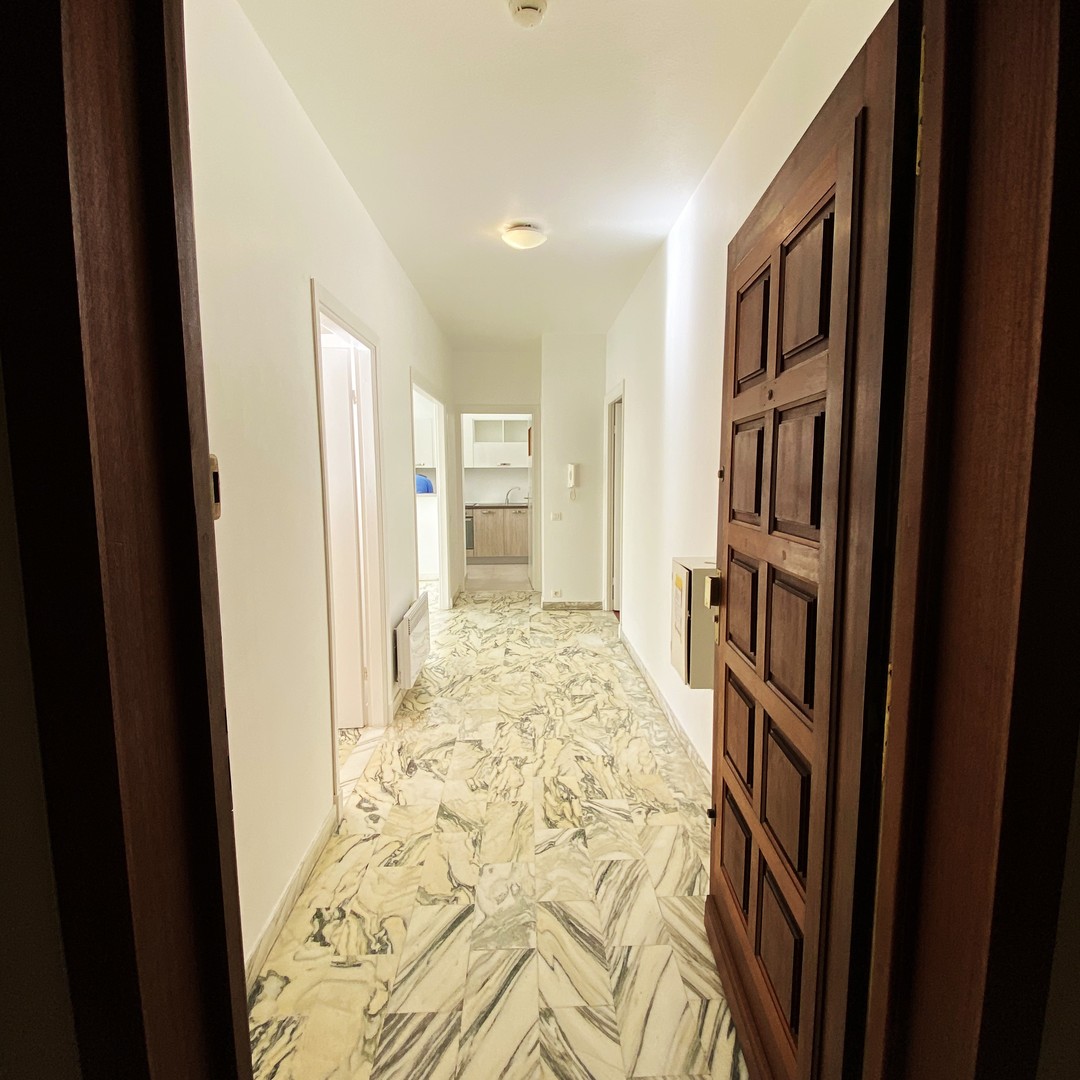 SPACIOUS APARTMENT | IMMEUBLE LES ORANGERS - Apartments for rent in Monaco