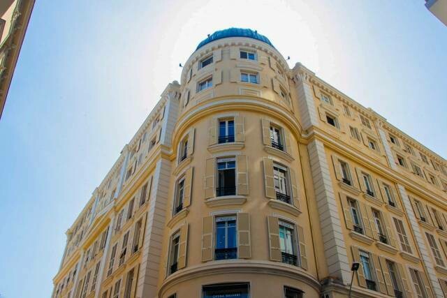 CARRÉ D'OR / PREMISES FOR PRECARIOUS RENTAL - Apartments for rent in Monaco