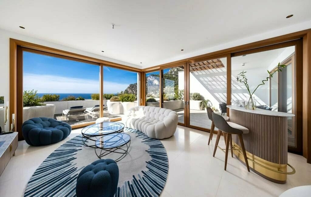 MAGNIFICENT 2/3 BEDROOM CORNER APARTMENT - Apartments for rent in Monaco