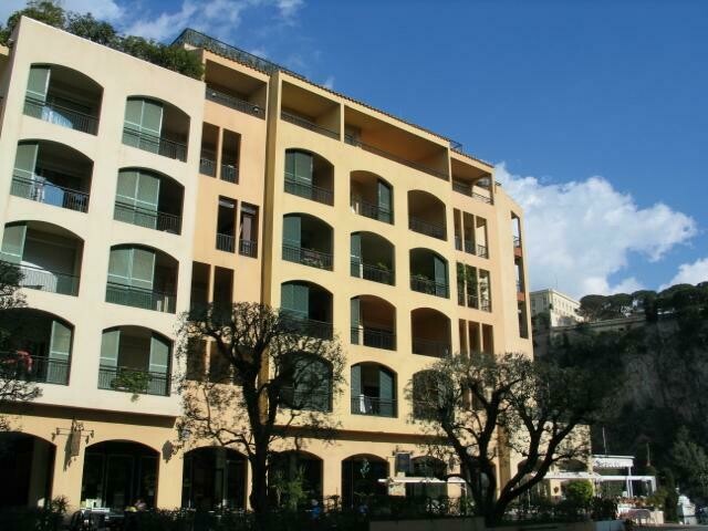 ADMINISTRATIVE OFFICE - FONTVIELLE - Apartments for rent in Monaco