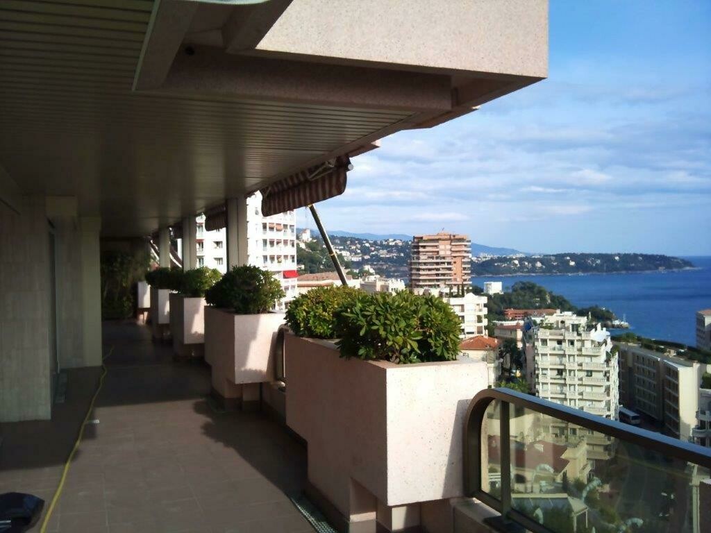 VILLA SUR LE TOIT - Apartments for rent in Monaco