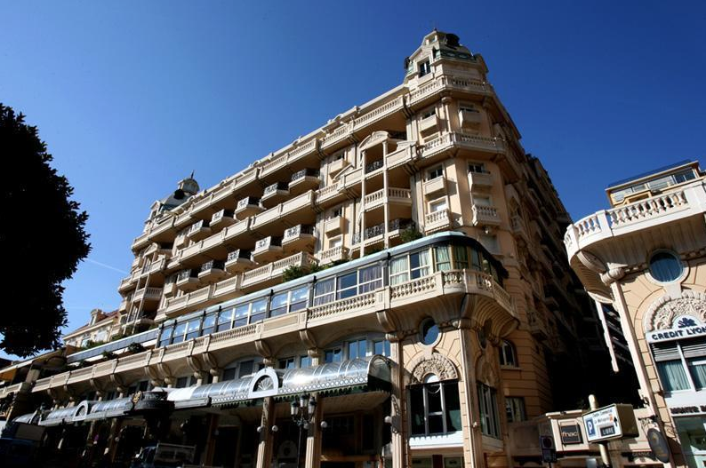 SPACIOUS 5 ROOM APARTMENT - RESIDENCE OF THE METROPOLIS - Apartments for rent in Monaco