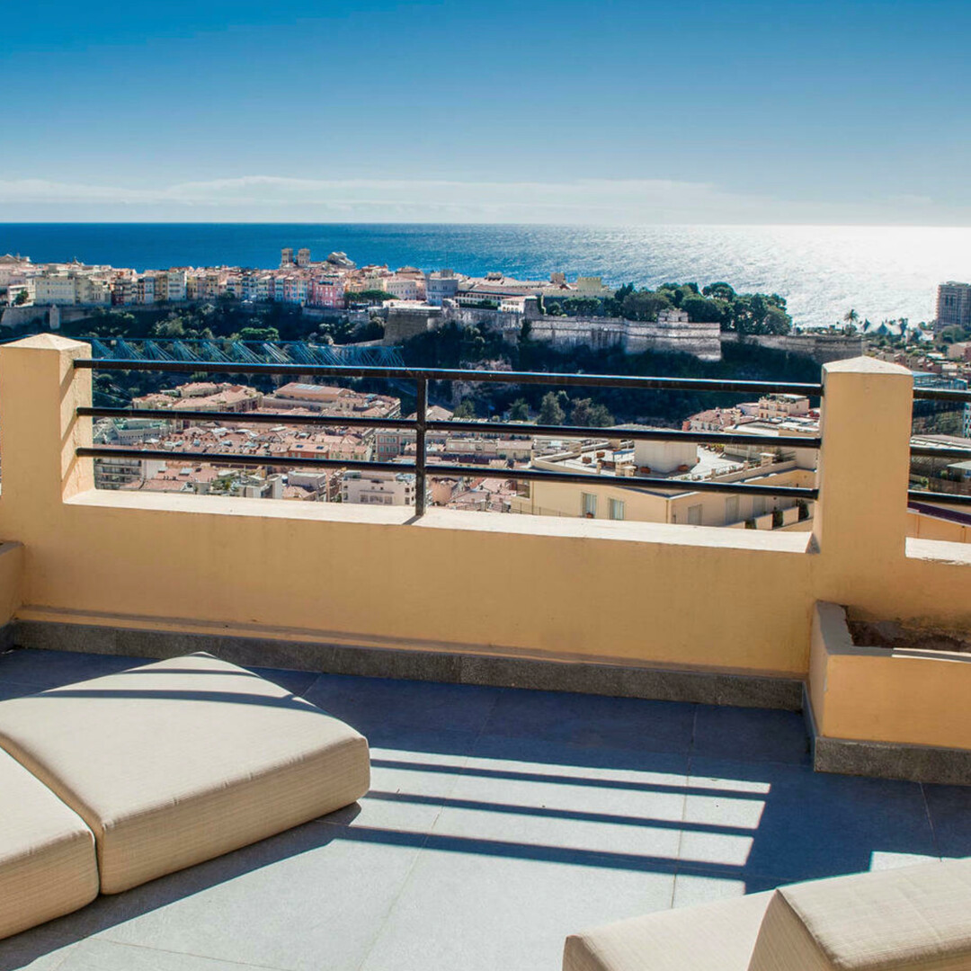 PENTHOUSE 4/5 ROOMS - Apartments for rent in Monaco