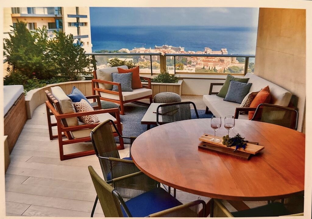 BEAUTIFUL 3 PIECES FURNITURE - Apartments for rent in Monaco