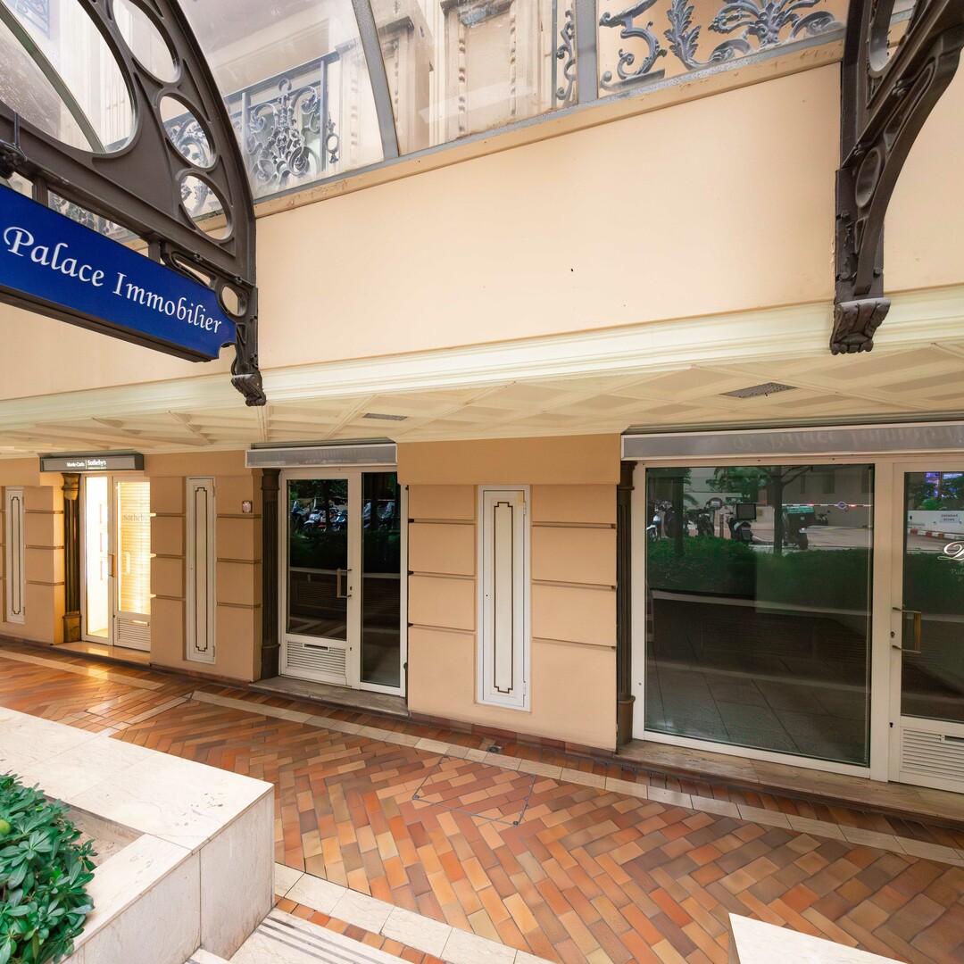 PREMISES IN THE HEART OF THE GOLDEN SQUARE - Apartments for rent in Monaco