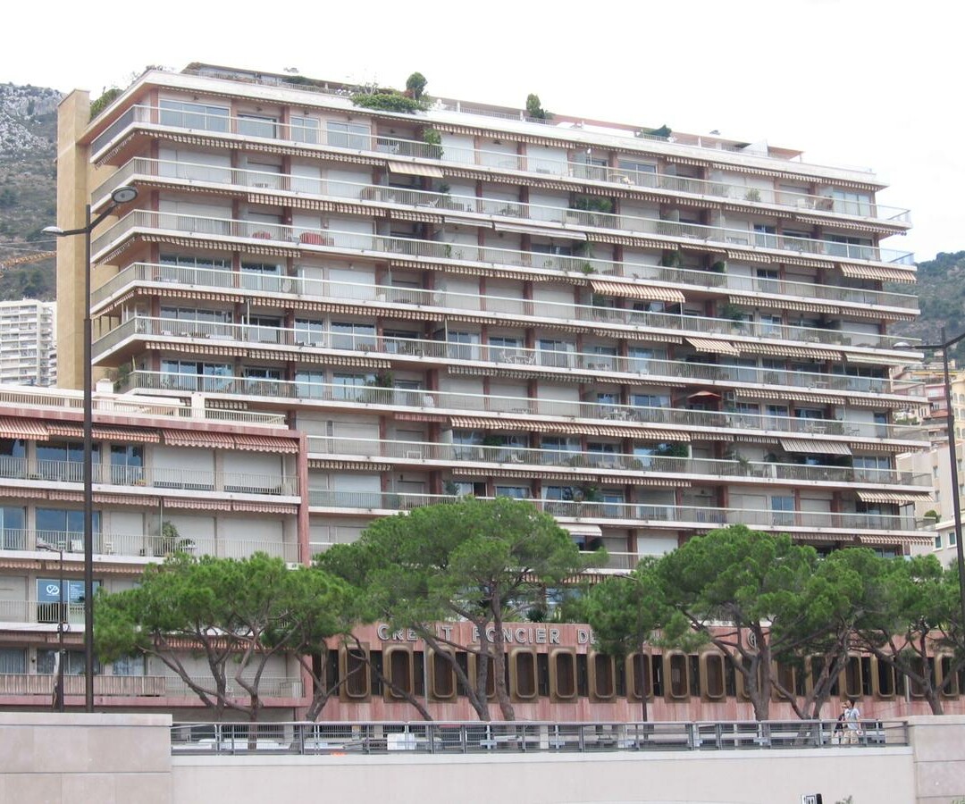 PARKING - SHANGRI-LA - Apartments for rent in Monaco