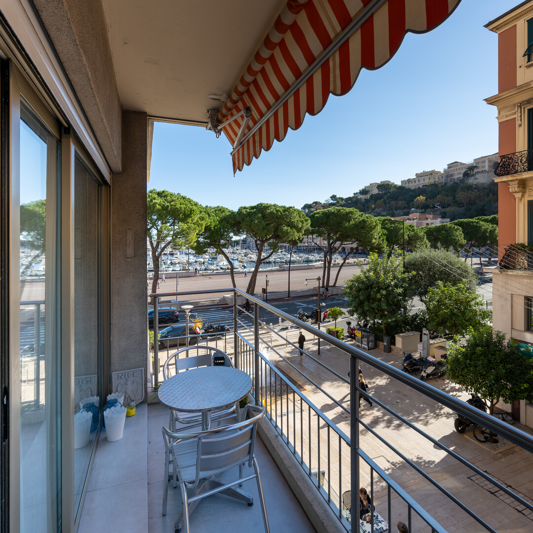 2 BEDROOMS MIXED USE - VIEW PORT HERCULES - Apartments for rent in Monaco