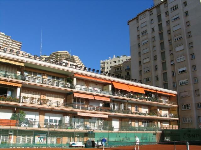 BEAUTIFUL ONE BEDROOM  BD DE BELGIQUE