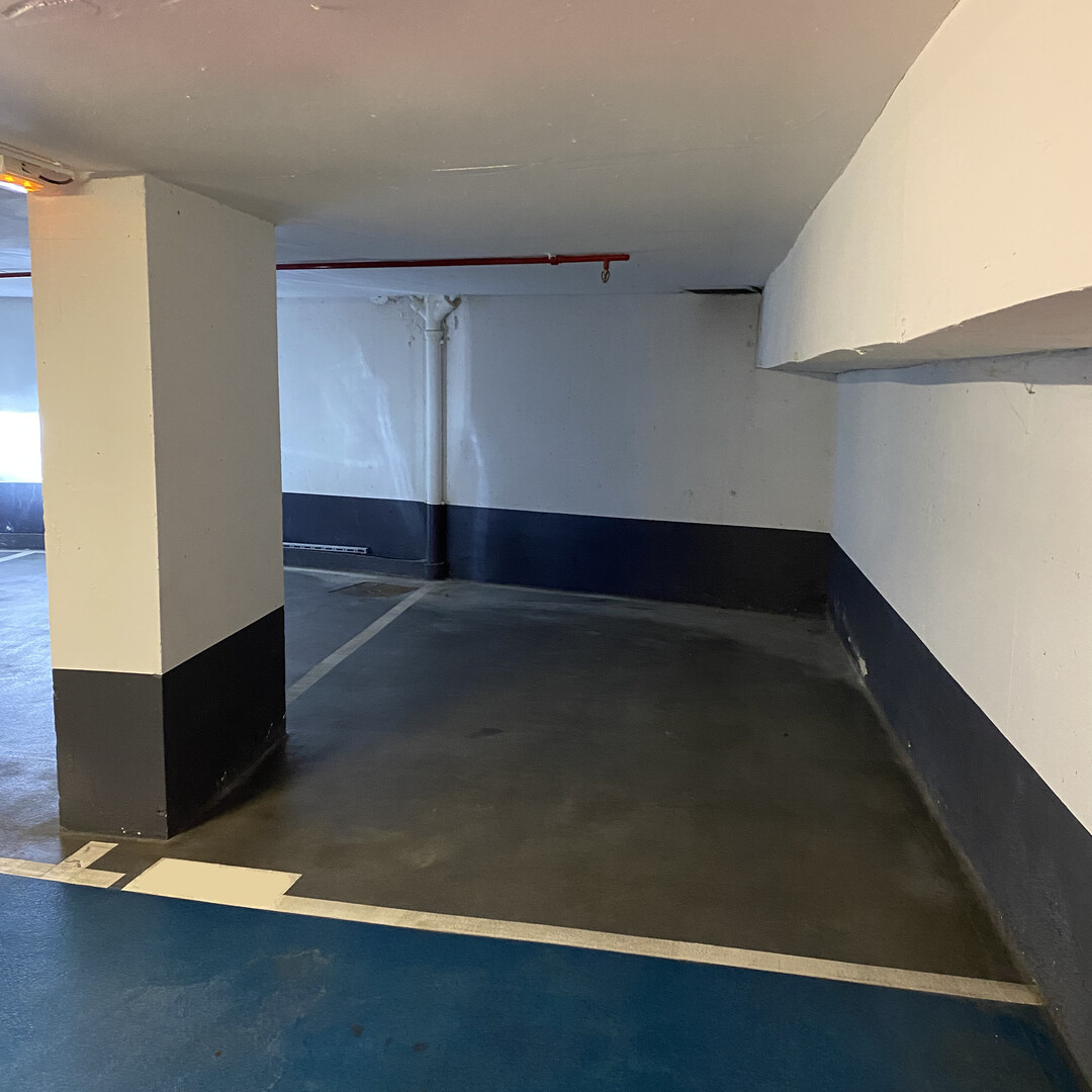 PLACE DE PARKING | RESIDENCE LE MONTAIGNE | CARRE D'OR