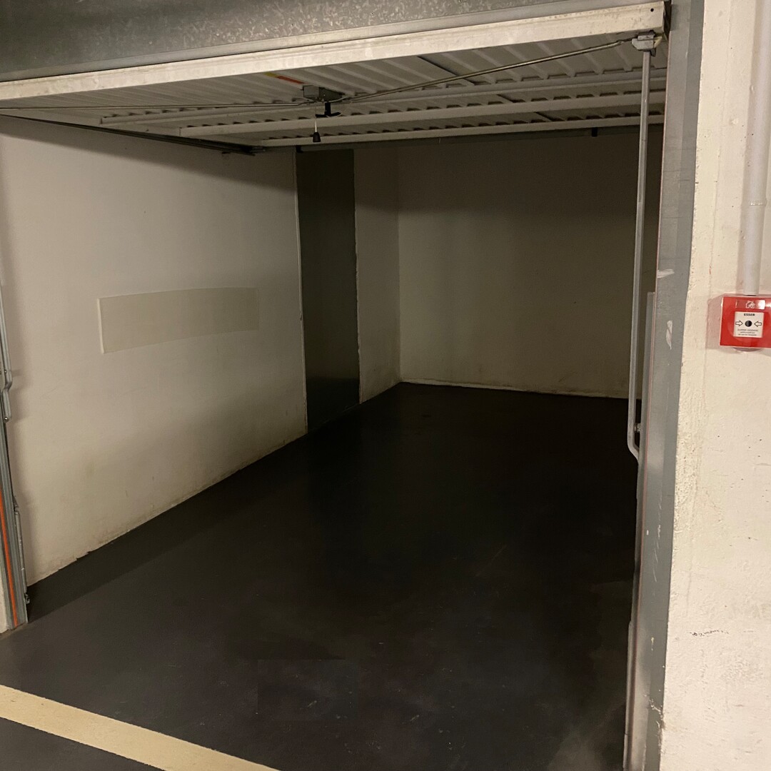 SECURE PRIVATE BOX / LE BEL HORIZON