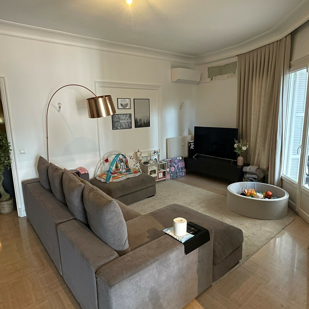 Sole agent - La Rousse - Residence Auteuil - 5 rooms