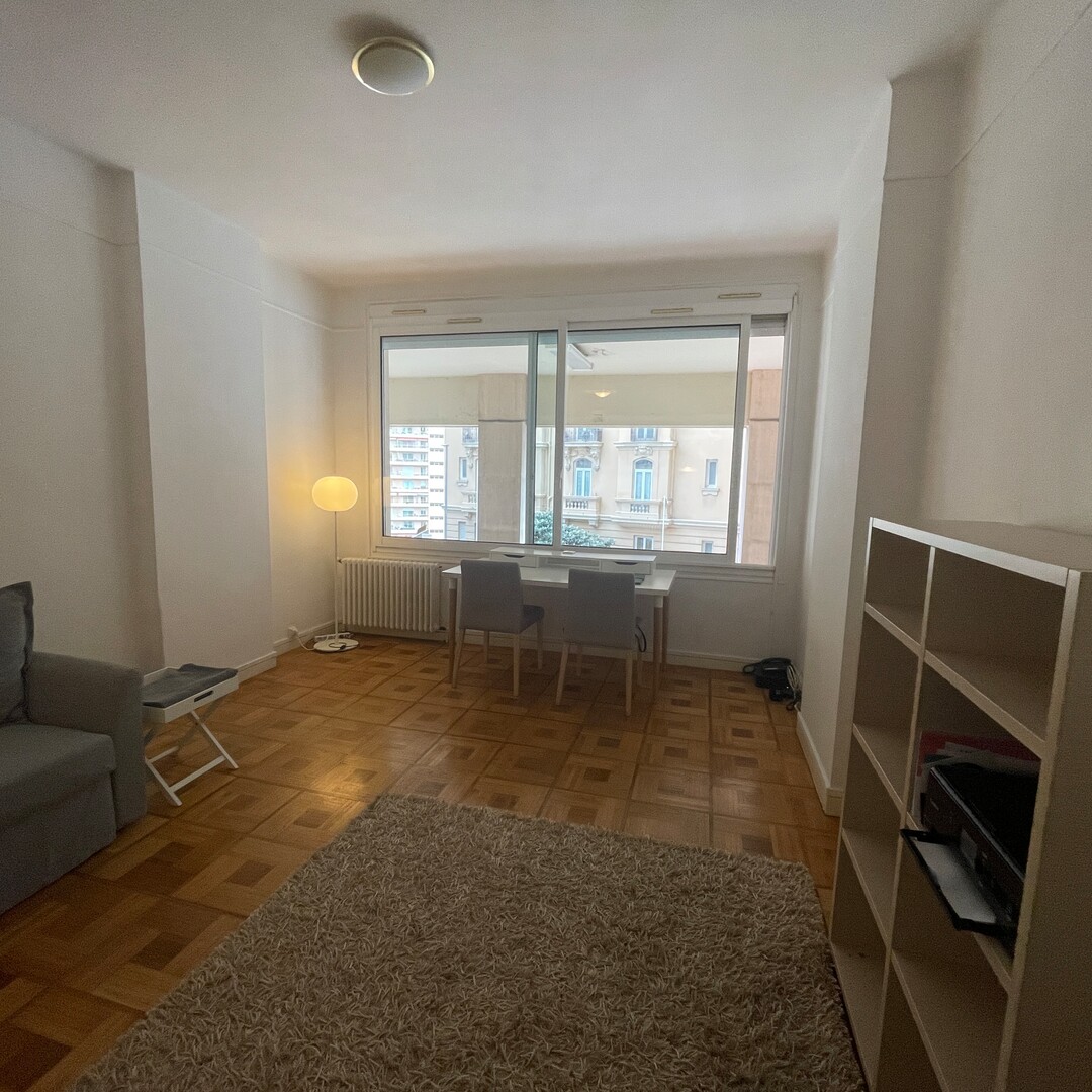 Very central - Large studio at the Continental