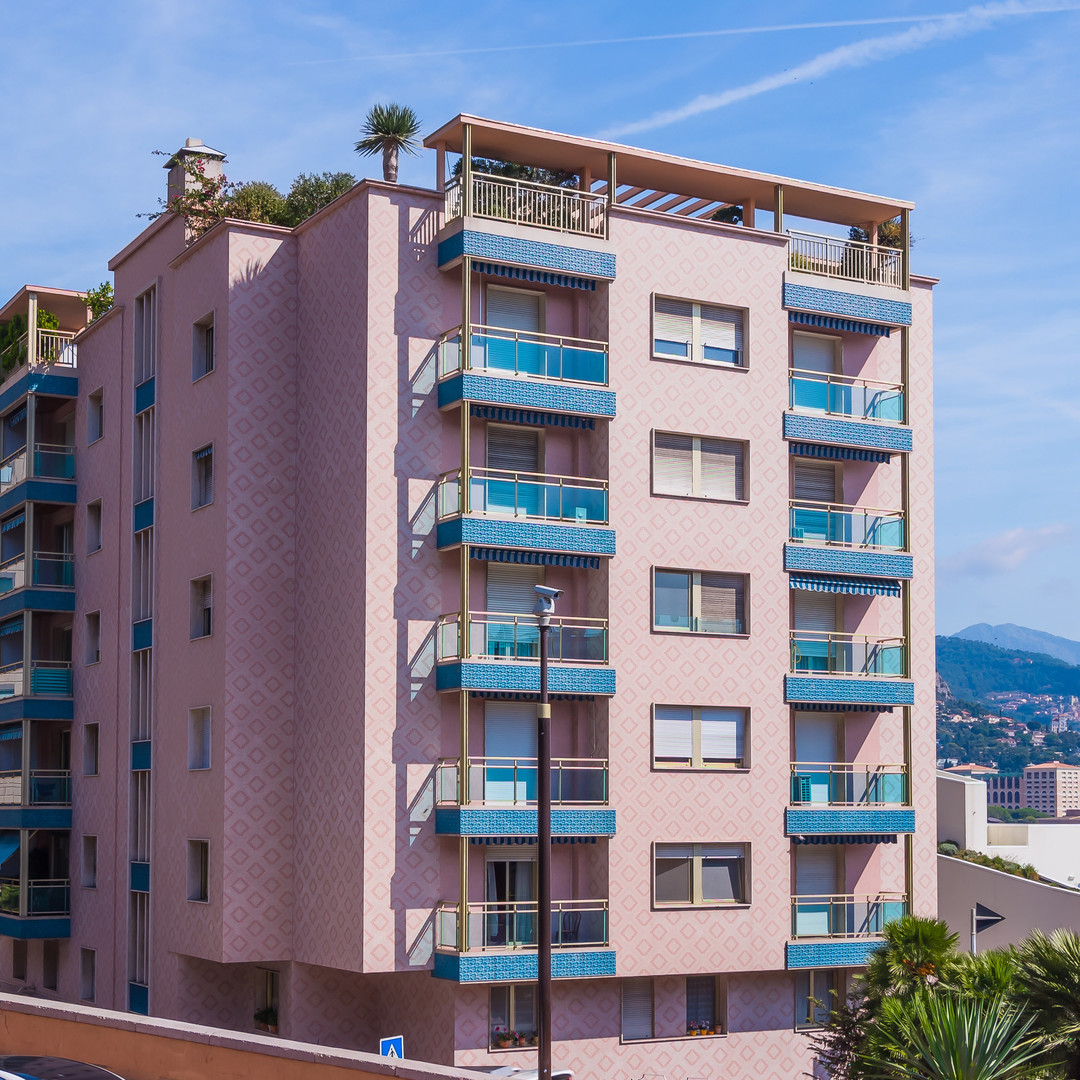 New on the market 2 BEDROOMS CARRE D'OR