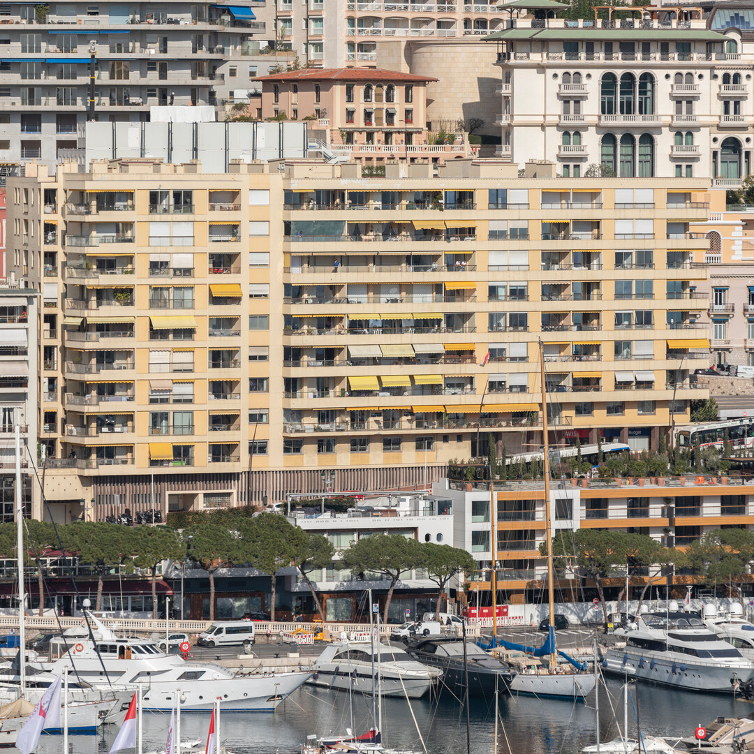 Rental cellar Monaco Port in luxury residence