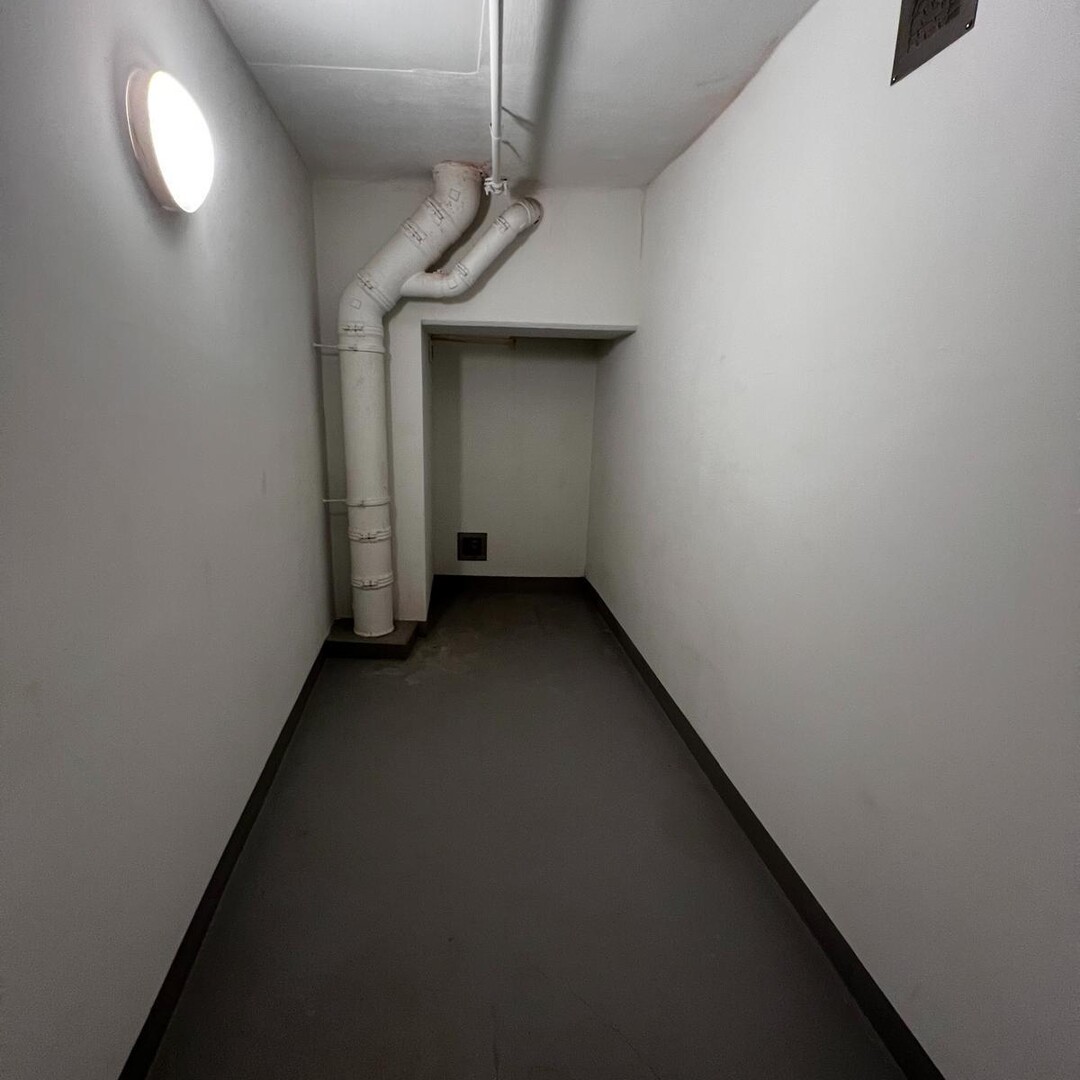 Space for rent at ‟45‟ rue Grimaldi