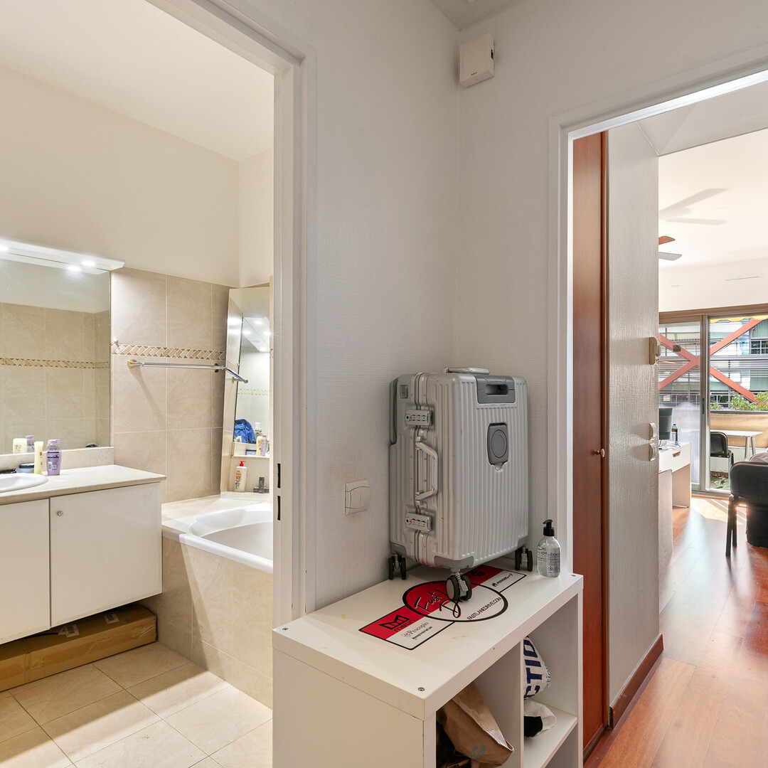 Exclusive Office Rental in Monaco: Luxury Residence