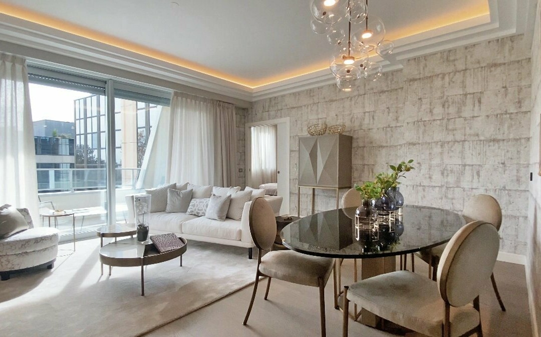 Luxurious 3 bedroom apartment, fully renovated and furnished - Luxury building