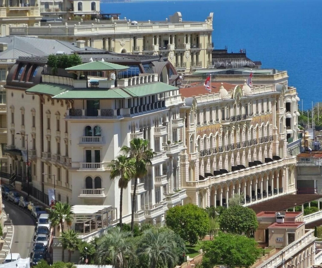 LE BALMORAL - LUXURIOUS 4 BEDROOM DUPLEX APARTMENT