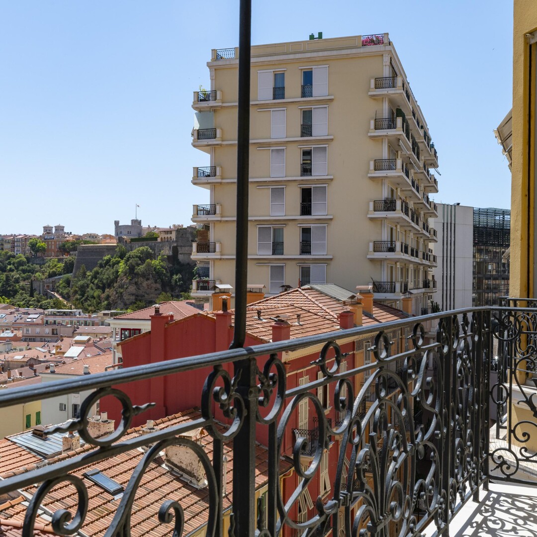4/5-room flat | Fully renovated – Freehold