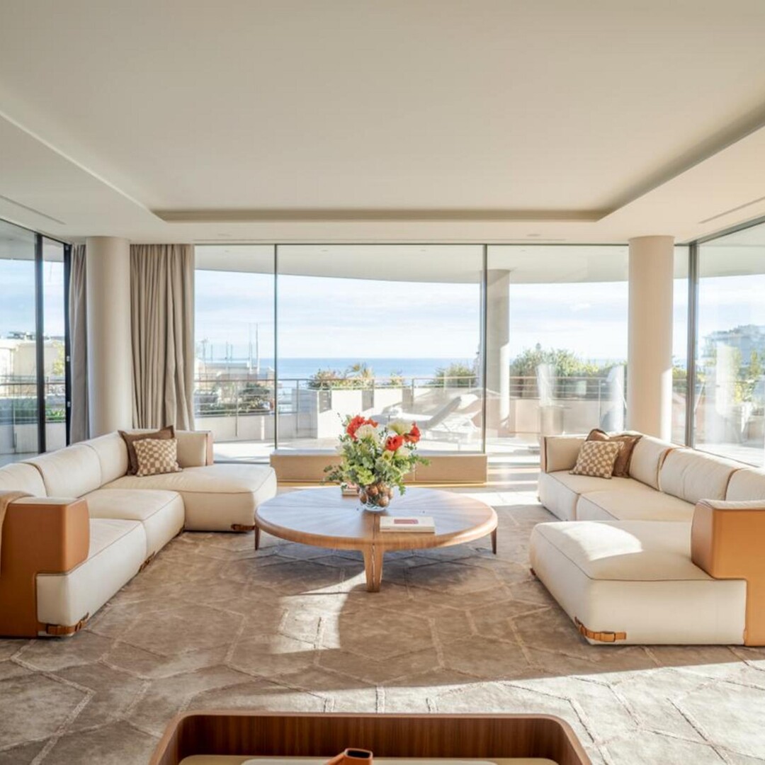 Luxurious 5-bedroom apartment in the heart of the Carré d’Or
