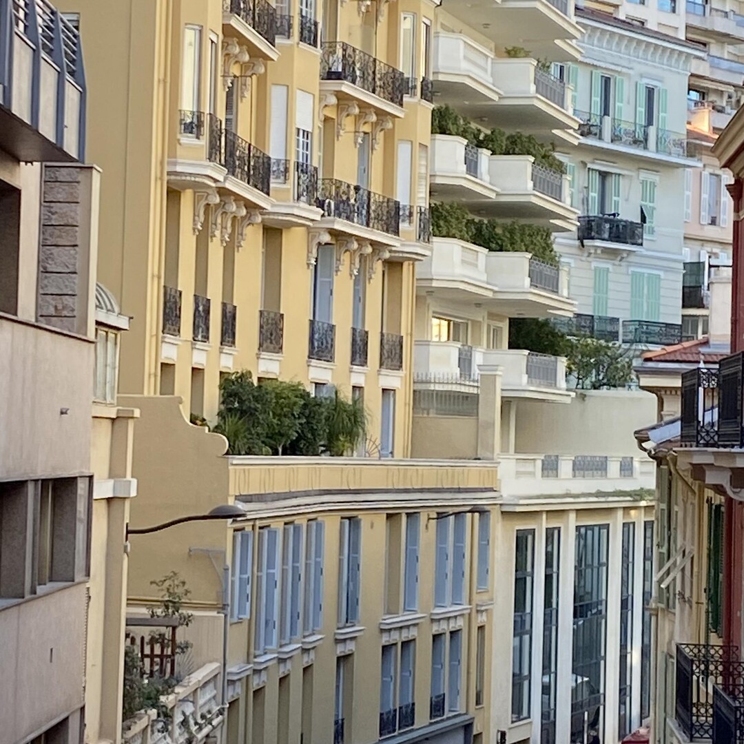 4/5-room flat | Fully renovated – Freehold