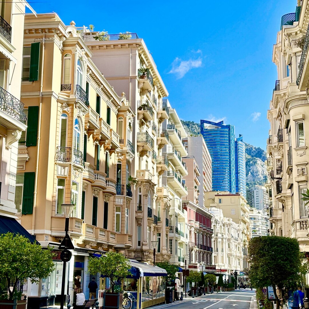 Large studio apartment in the center | Bd des Moulins