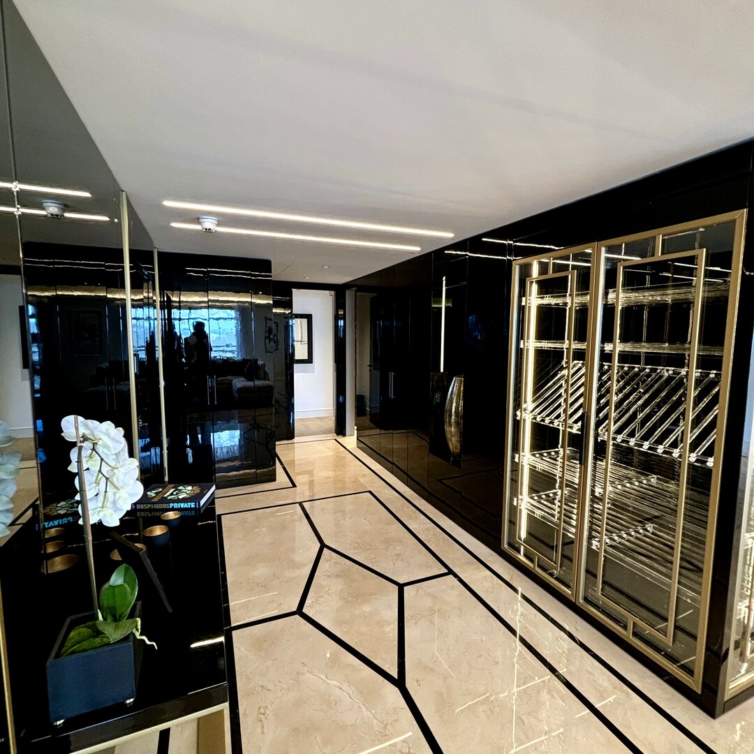 Beautiful Master Apartment