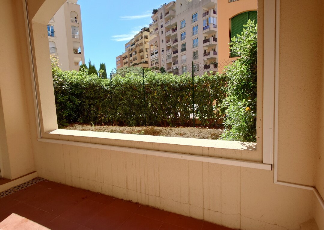 FONTVIEILLE MANTEGNA 2 ROOMS 60 m² CELLAR AND PARKING