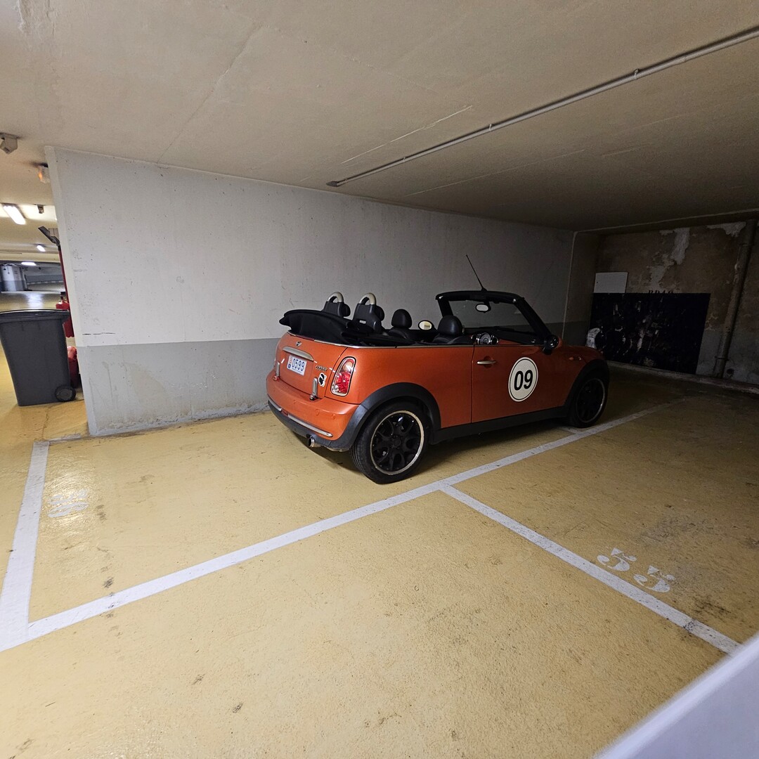DOUBLE PARKING IN LENGTH
