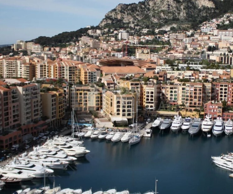 MAGNIFICENT STUDIO FONTVIEILLE