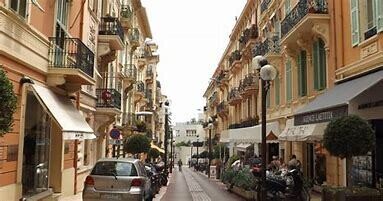 Ideal pied-à-terre or office use