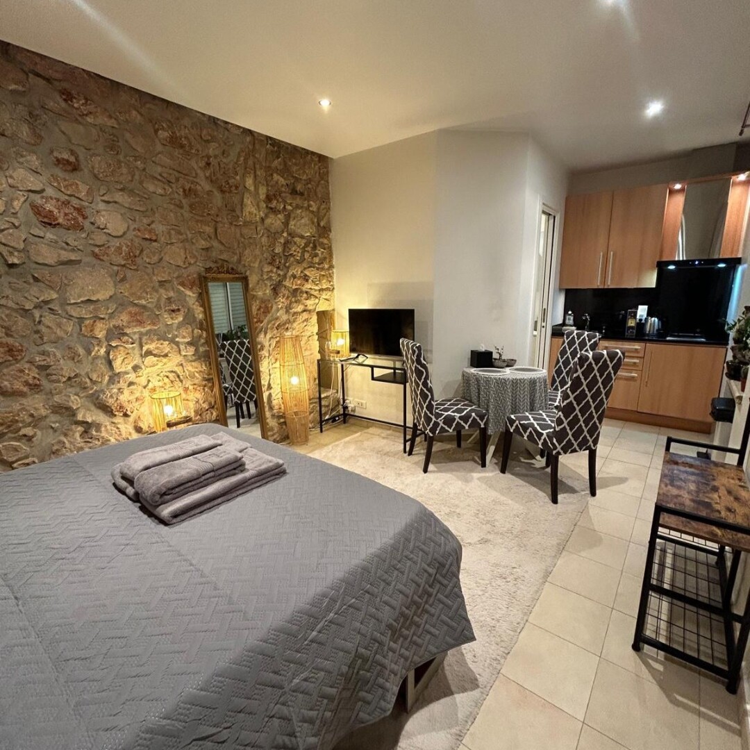 IDEAL PIED A TERRE