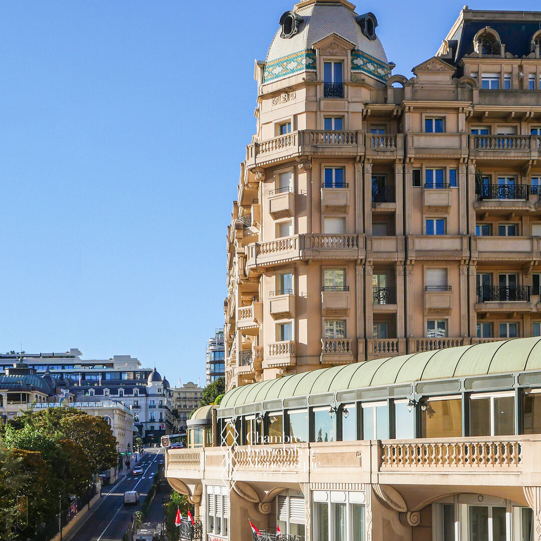 3 BEDROOM APARTMENT IN THE HEART OF MONACO
