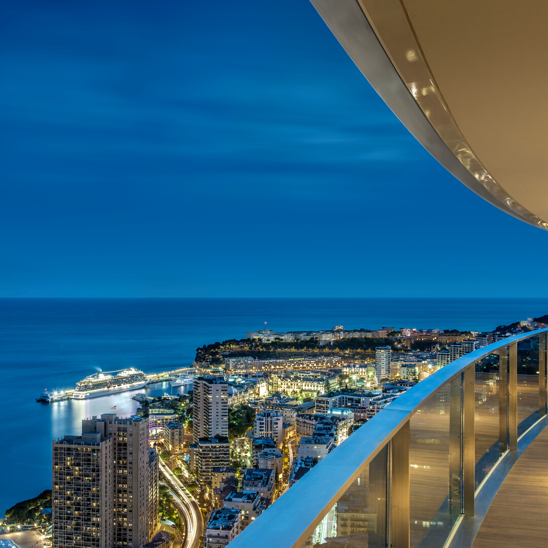 LUXURIOUS 5 ROOMS