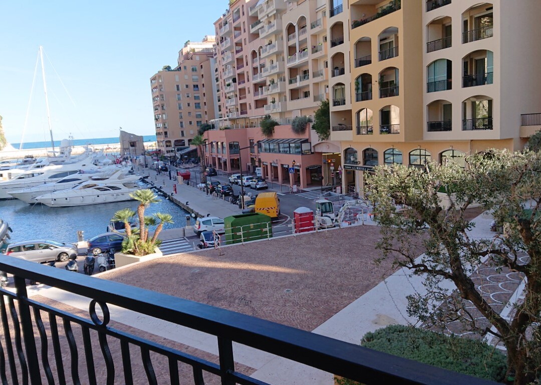 STUDIO PORT VIEW