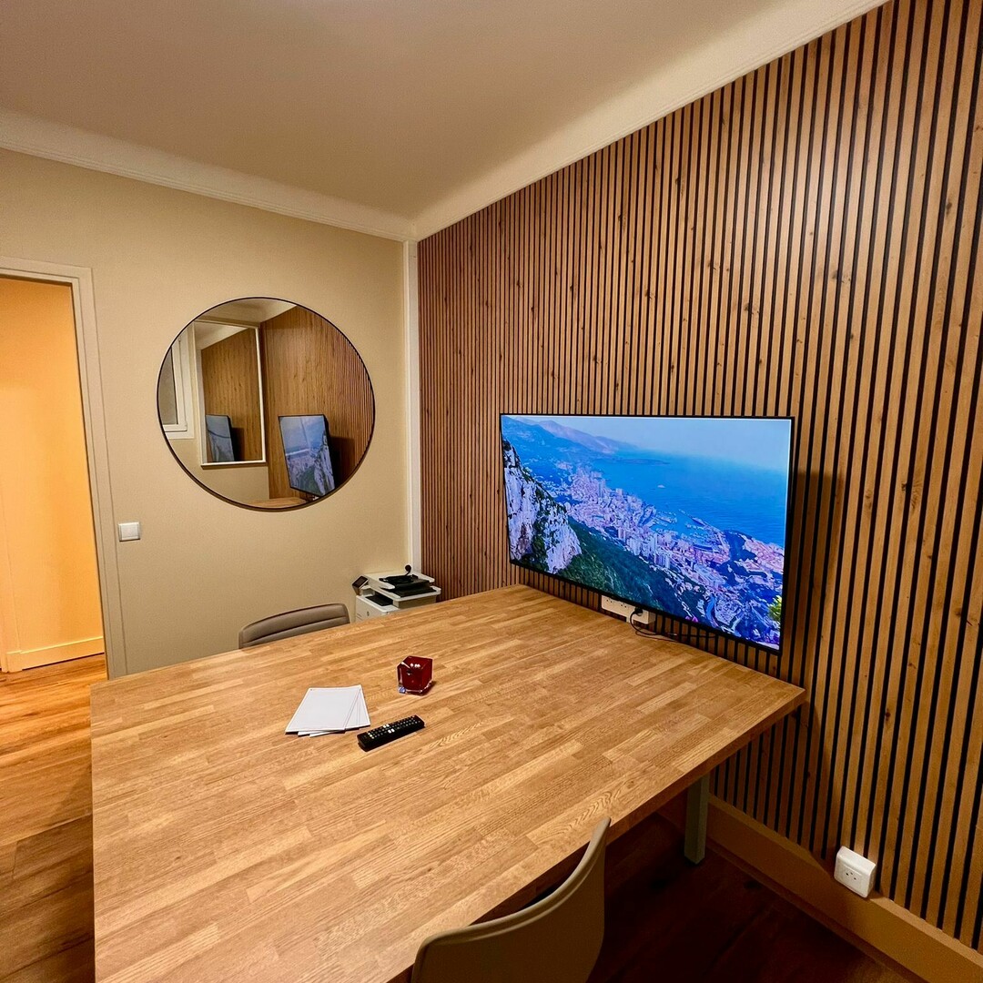 RENOVATED AND FURNISHED OFFICE ON THE PORT