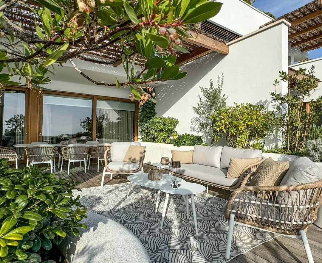 SOLE AGENT – MAGNIFICENT FULLY FURNISHED TWO-BEDROOM APARTMENT – TURNKEY - Apartments for rent in Monaco