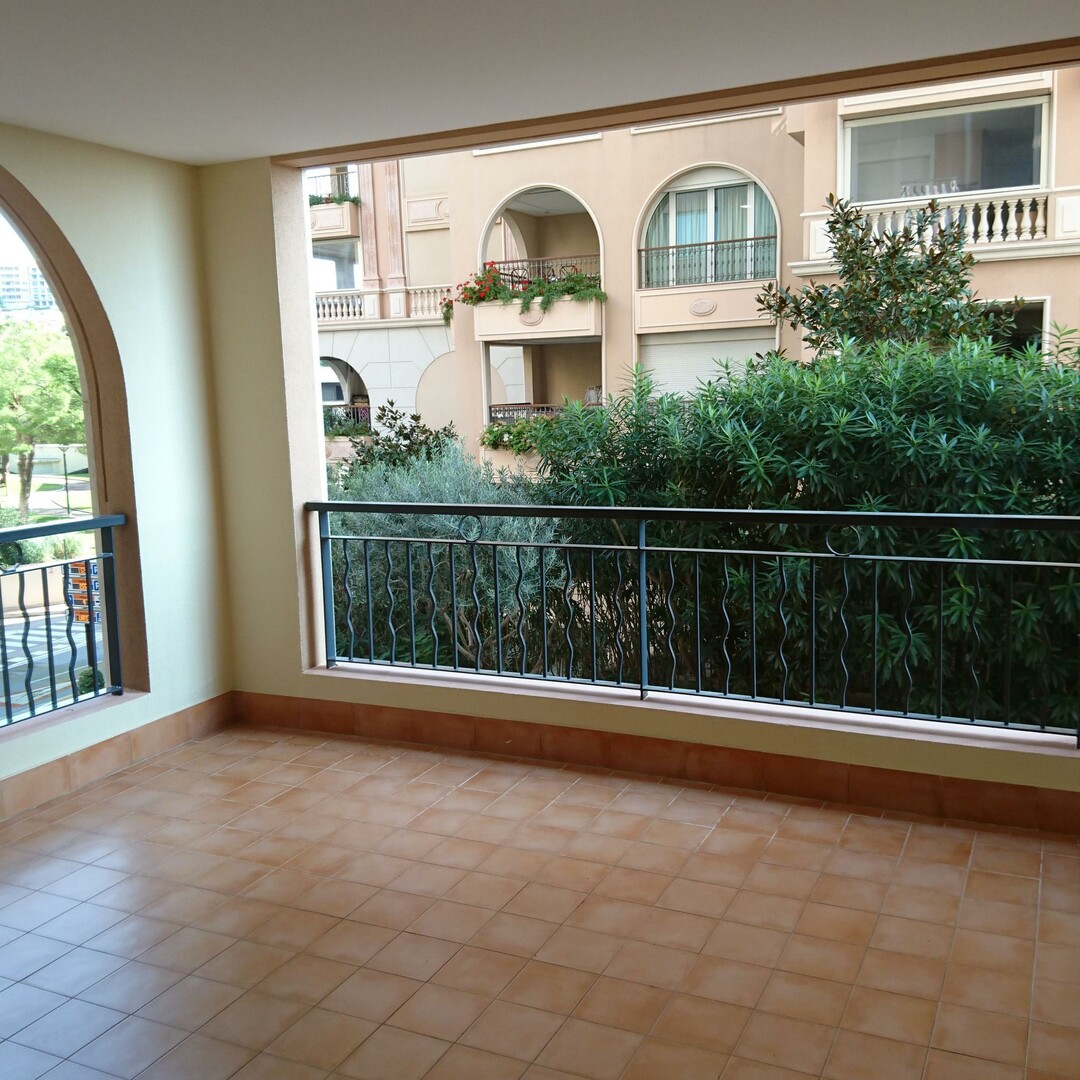 One bedroom apartment (MC B013)